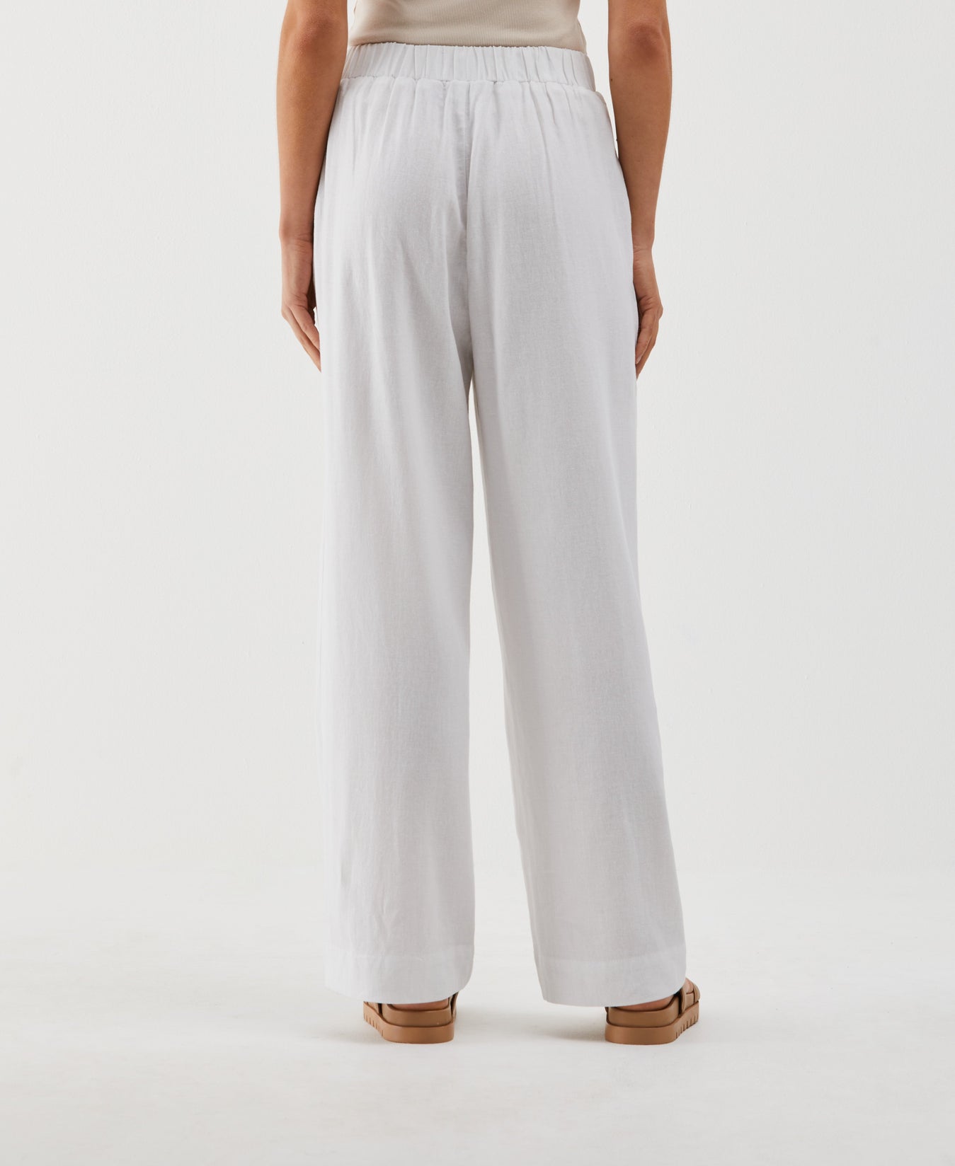 Women's Linen Blend Pleated Wide Leg Pant | Rafaella