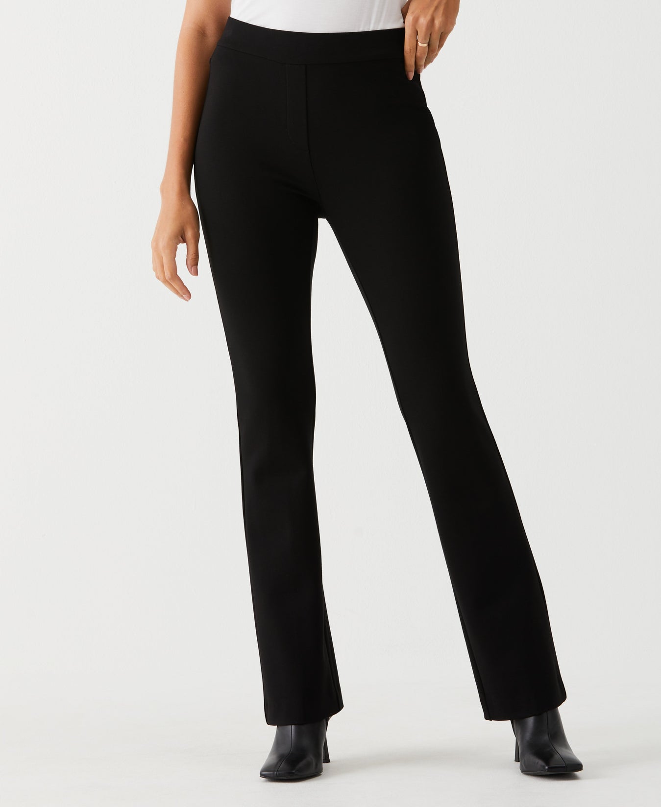Women's Pull on Waist Smoother Bootcut